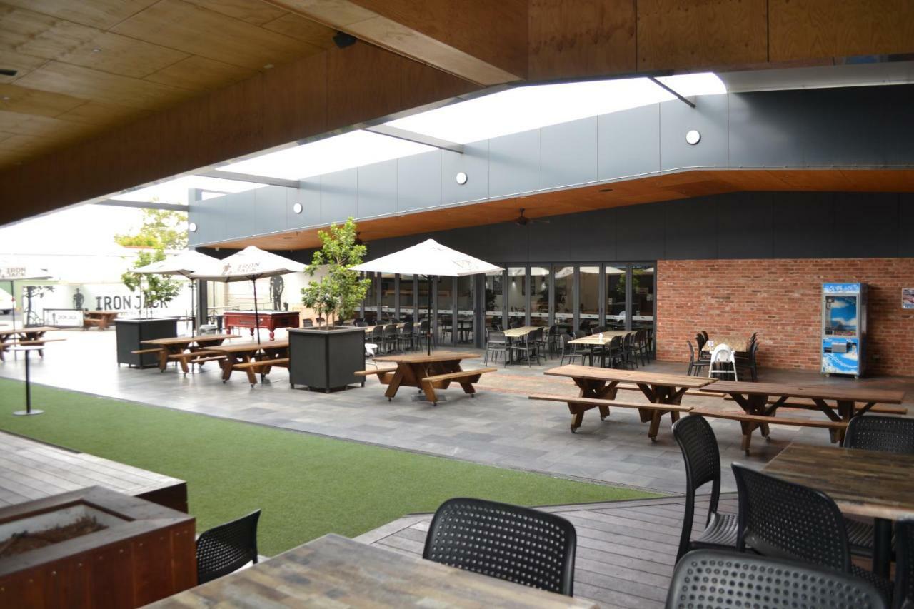 Garden Hotel Dubbo Buitenkant foto